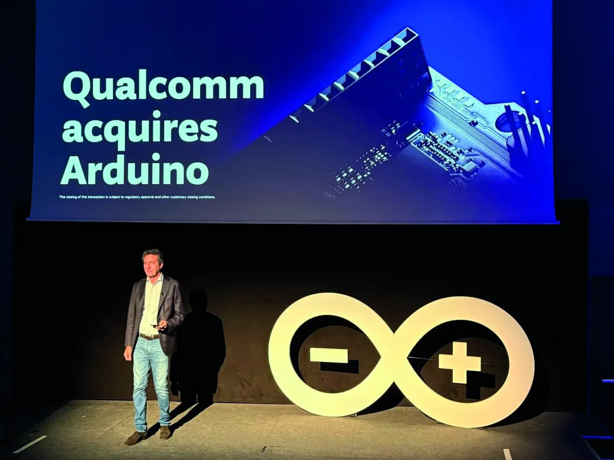 Announcement of Arduino UNO Q and the agreement with Qualcomm